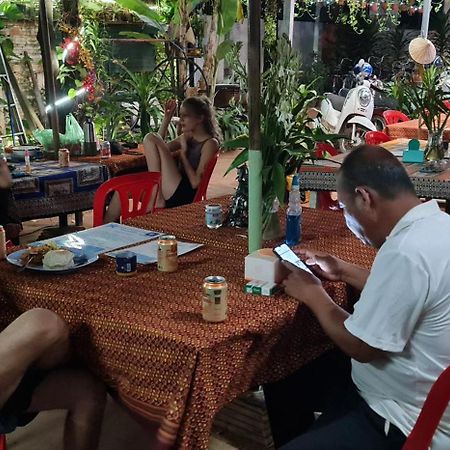Relax Resort Angkor Villa Siem Reap Bagian luar foto