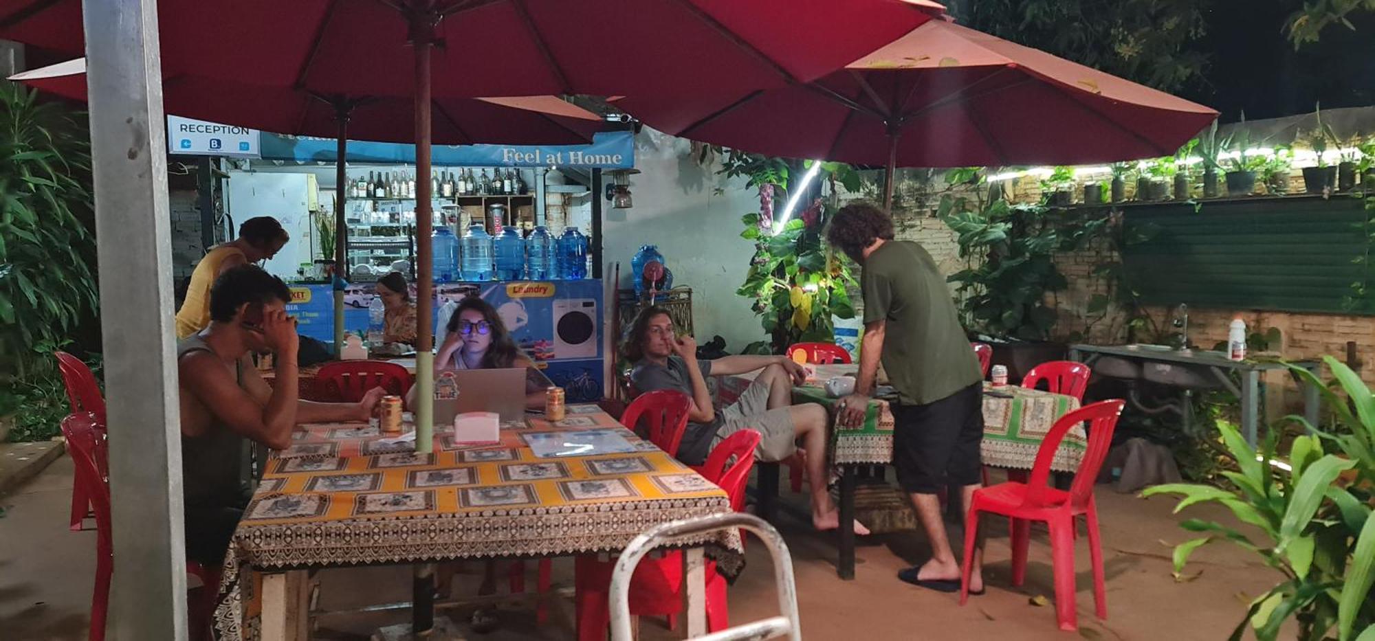 Relax Resort Angkor Villa Siem Reap Bagian luar foto