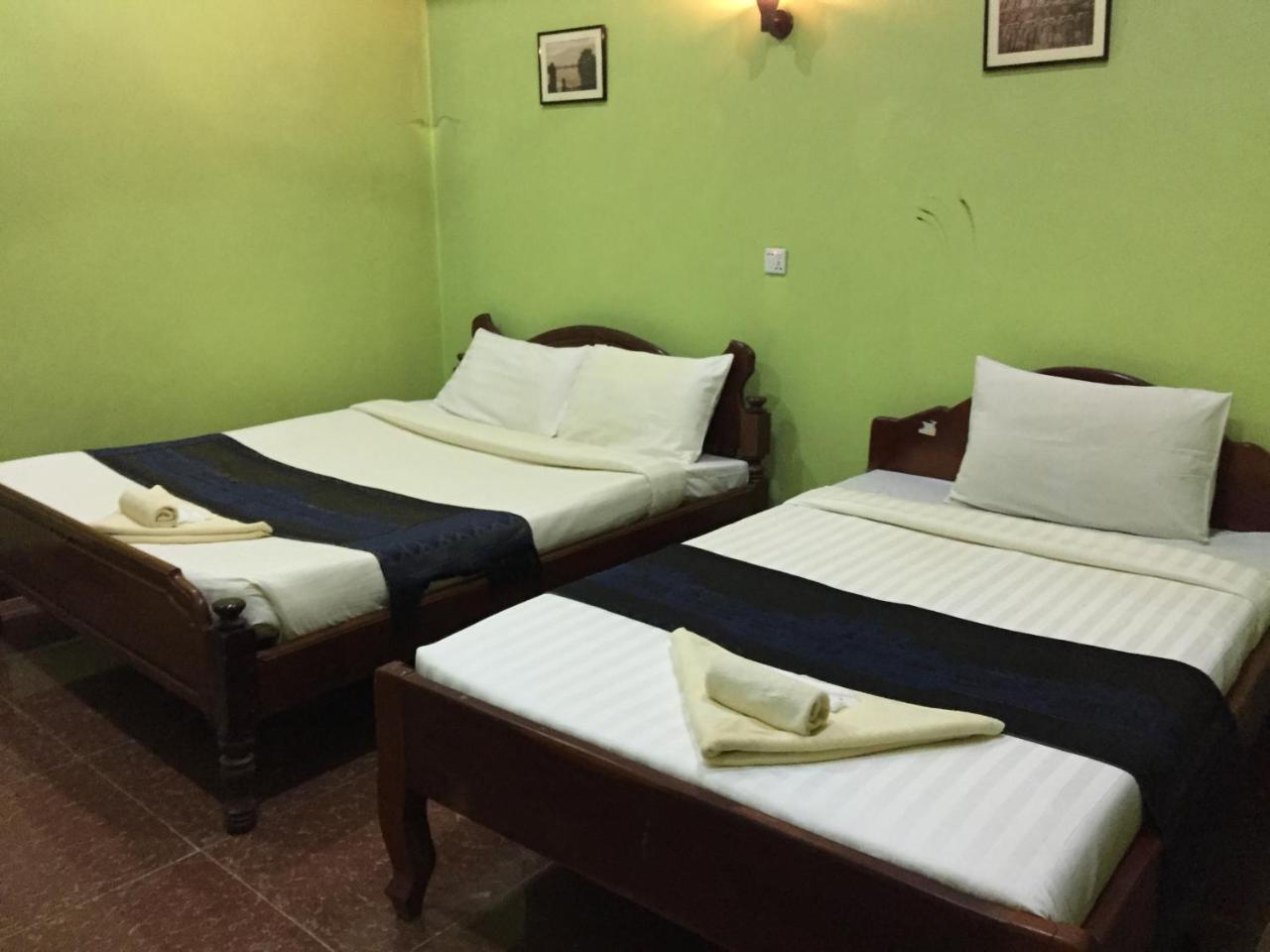 Relax Resort Angkor Villa Siem Reap Bagian luar foto